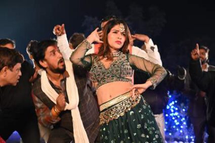 Actress Moonmoon Chakraborty Is Doing An Item Song In Her Upcoming Hindi Feature Film BIJLI KA LATTU